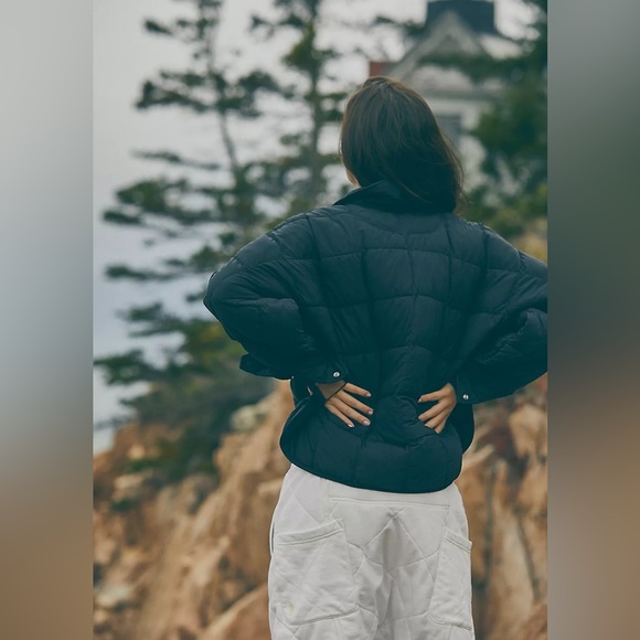 Free People Movement Pippa Packable Puffer Jacket Washed Black Small NWT - Picture 3 of 17